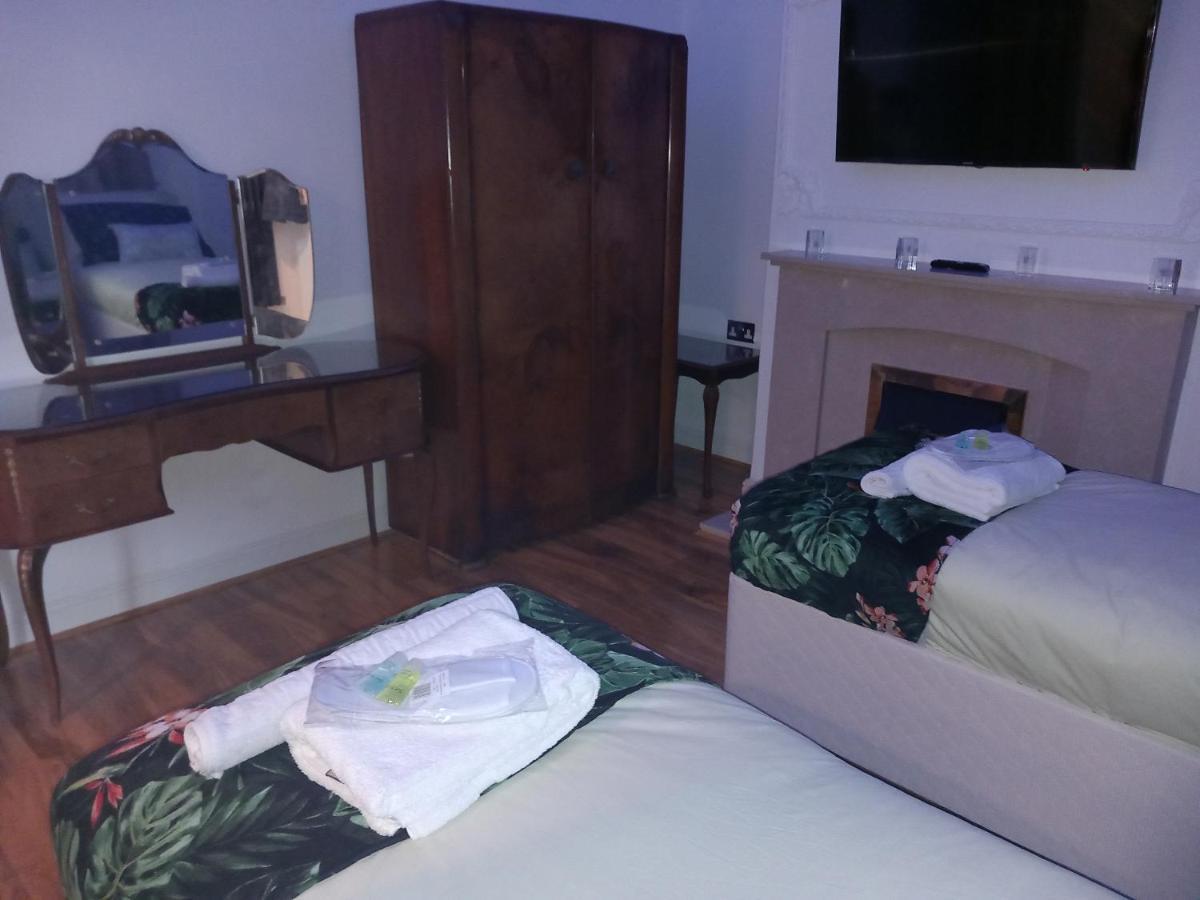 Luxury Holiday Home, Near Beach Саутенд-он-Сі Екстер'єр фото