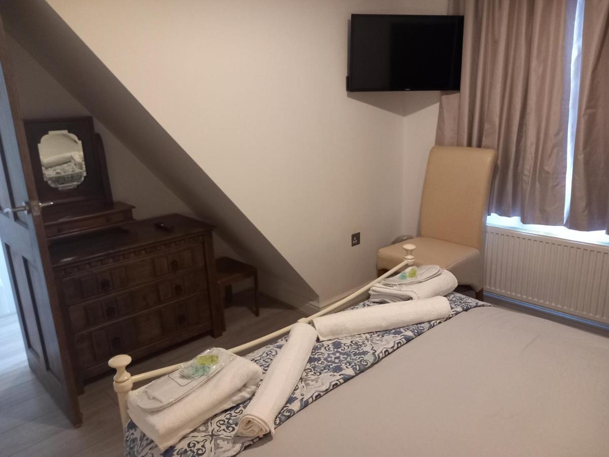 Luxury Holiday Home, Near Beach Саутенд-он-Сі Екстер'єр фото