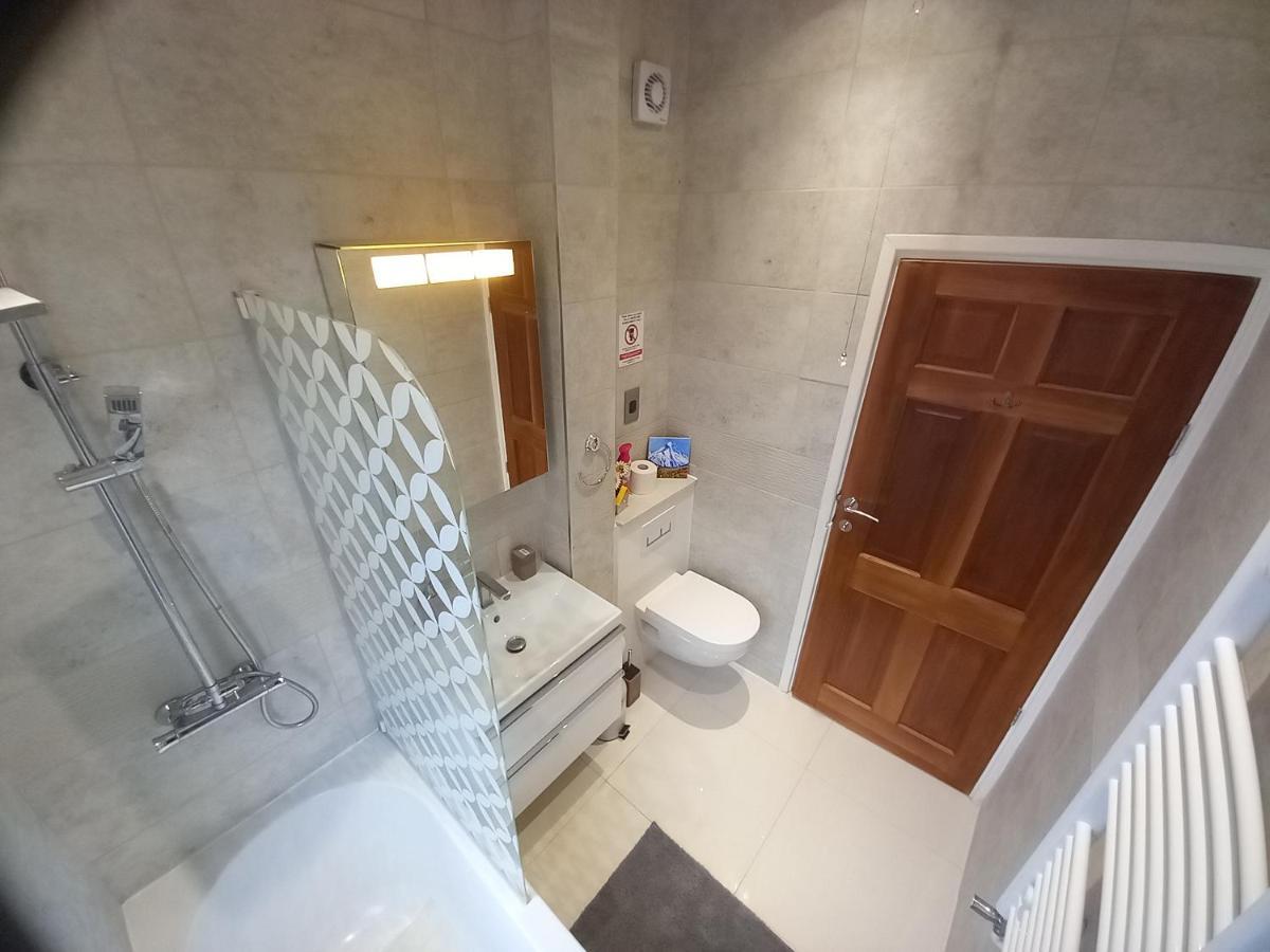 Luxury Holiday Home, Near Beach Саутенд-он-Сі Екстер'єр фото